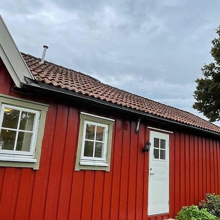Apartament With Access To Garden, Central, Quiet And With Free Parking Fredrikstad Buitenkant foto
