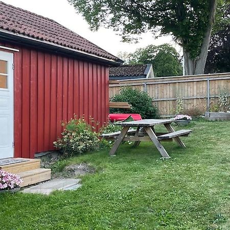 Apartament With Access To Garden, Central, Quiet And With Free Parking Fredrikstad Buitenkant foto