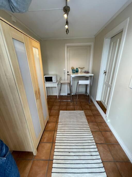 Apartament With Access To Garden, Central, Quiet And With Free Parking Fredrikstad Buitenkant foto