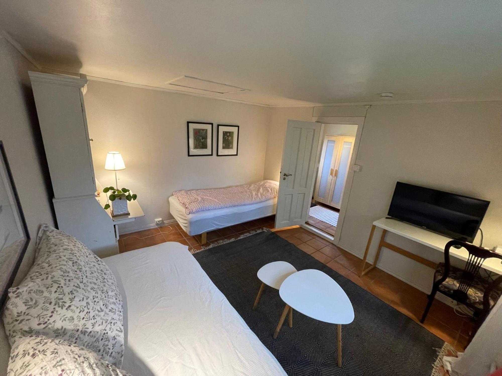 Apartament With Access To Garden, Central, Quiet And With Free Parking Fredrikstad Buitenkant foto